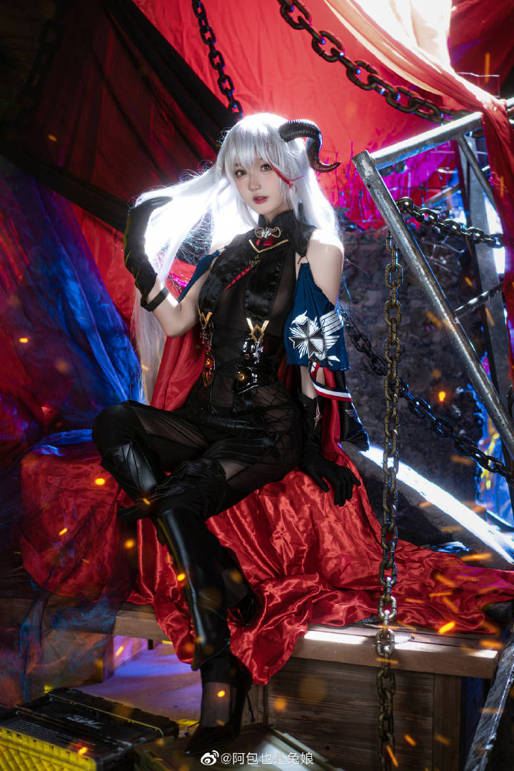 【COS】碧蓝航线 埃吉尔（3套/2位）