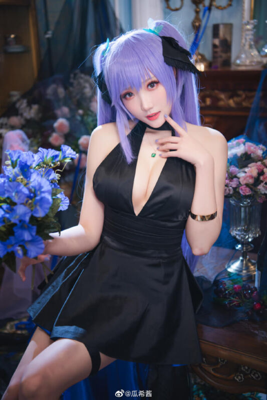 【COS】碧蓝航线 埃塞克斯(1套/1位)-颠倒Reverse