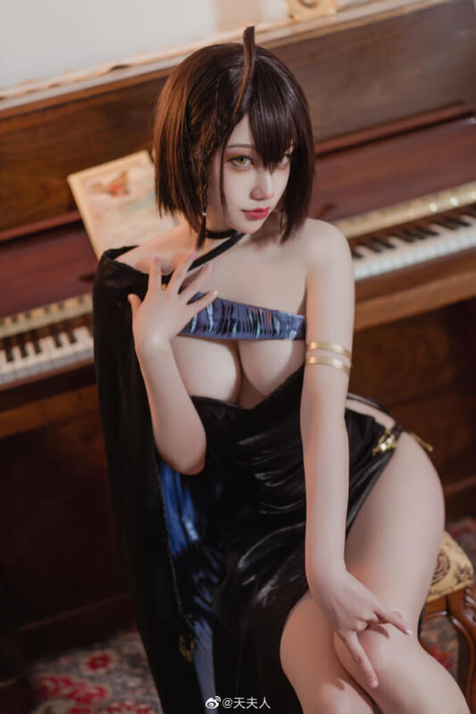 【COS】碧蓝航线 巴尔的摩(1套/1位)-颠倒Reverse